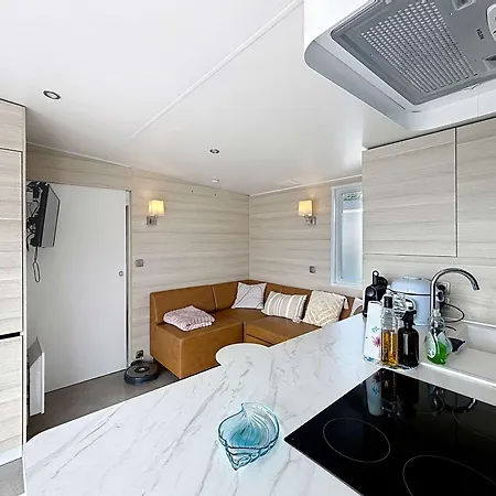 Mobil-home Moderne 3 Chambres, Terrasse, Animaux Admis - Fr-1-361a-97 Jullouville-les-Pins